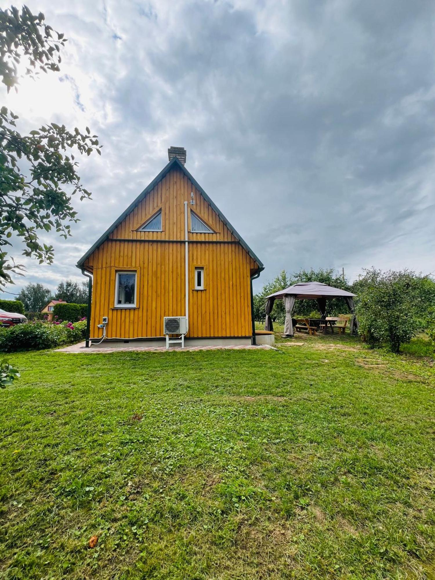 Brivdienu Namins Ludza Exteriör bild